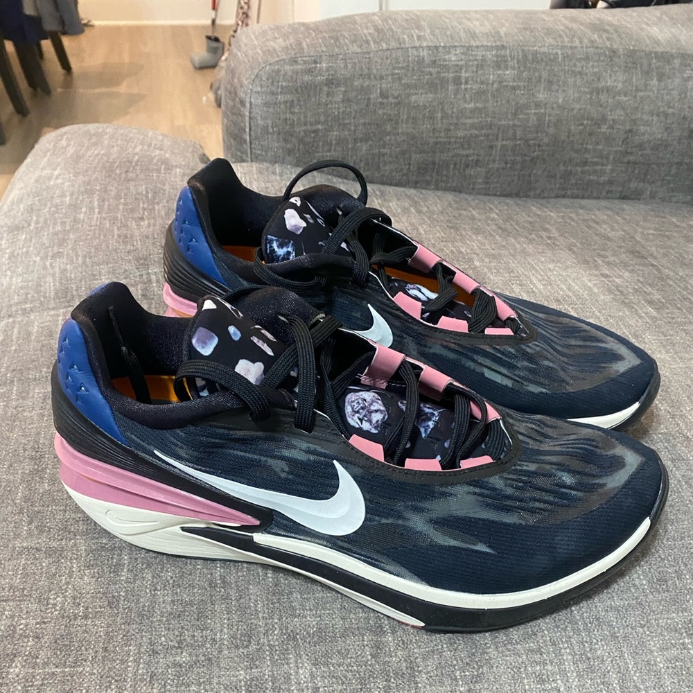 Nike GT CUT 2 basketball shoes size 13